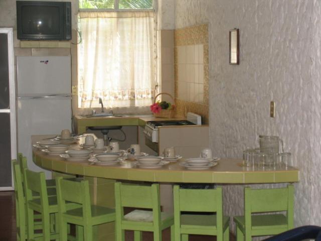 Hotel Y Suites Bugambilias Rincon de Guayabitos Bilik gambar