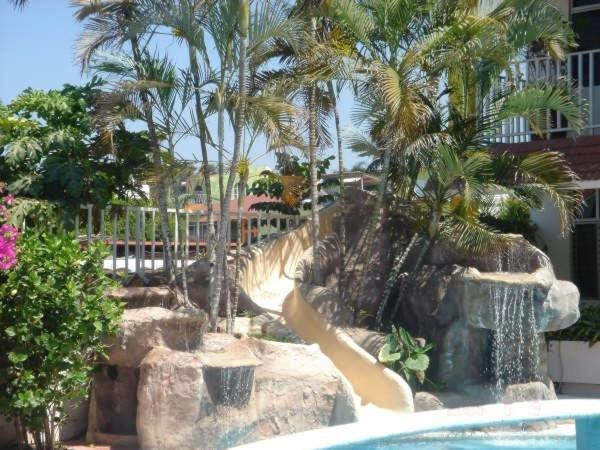 Hotel Y Suites Bugambilias Rincon de Guayabitos Luaran gambar